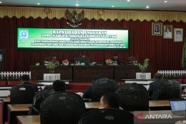 Rapat Banggar DPRD HSS bahas hasil evaluasi keputusan gubernur