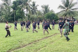 Pemdes Mantimin berikan pembinaan dan pelatihan kepada Linmas