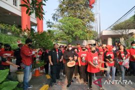 Kenang peristiwa "Kudatuli", PDIP gelar tabur bunga