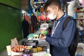 Loka POM Tangerang temukan kosmetik tanpa izin dan kadaluarsa dijual di sejumlah retail