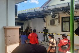 Ruangan RSU Sungai Bahar dijaga Brimob selama otopsi berlangsung