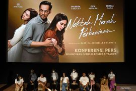 Marsha Timothy &amp; Oka Antara petik banyak pelajaran di film terbarunya