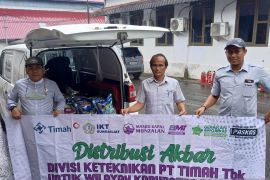 PT Timah-BMI salurkan 14,1 ton beras ke ponpes di Bangka
