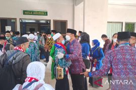 Wabup: Jamaah haji Kapuas Hulu tiba di Batam dalam kondisi sehat