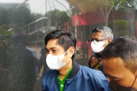 Sempat dinyatakan DPO, Mardani Maming tiba di Gedung KPK