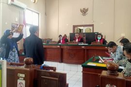 Empat media tergugat perkara perdata di Makassar hadirkan ahli dari Dewan Pers