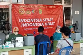 Dinkes Bantul tambah waktu pelayanan vaksinasi COVID-19 booster