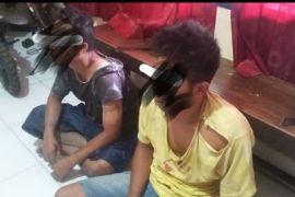 Dua pencopet di Lendang Nangka Lotim babak belur dihajar massa