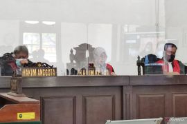 Sidang Ade Yasin lanjut ke tahap pembuktian