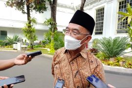 Menko PMK: Beras rusak memang tidak boleh dibagikan ke masyarakat
