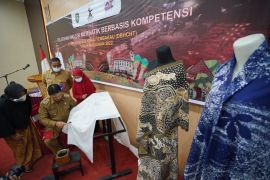 Pemkot Madiun beri pelatihan perajin batik untuk tingkatkan daya saing