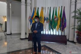 Ridwan Kamil: Kendaraan bermotor di Jawa Barat bayar pajak baru 11 juta