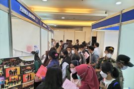 Peminat bursa kerja di Jakarta Barat capai 10 ribu warga