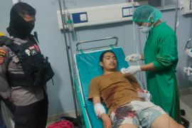Empat polisi terluka saat gerebek pelaku narkoba