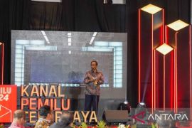 Menkopolhukam Mahfud MD ingatkan KPU bekerja profesional selenggarakan Pemilu 2024