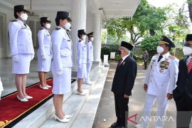 Wapres Ma'ruf Amin lantik 1.992 pamong praja muda IPDN