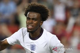 Chelsea sepakati harga Carney Chukwuemeka