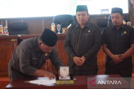 DPRD dan pemda setujui Raperda pengelolaan keuangan
