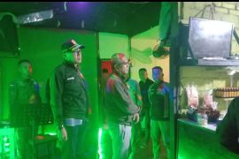 Wako Payakumbuh sidak sejumlah kafe yang beroperasional di atas jam malam