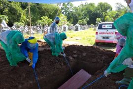 Kasus honor pemakaman COVID-19, staf ahli Bupati Jember ajukan praperadilan