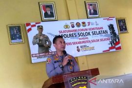Polres Solok Selatan targetkan 100 vaksinasi COVID-19 per hari