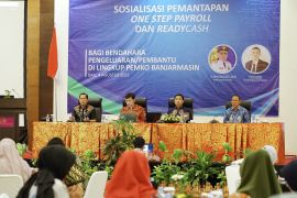 Bank Kalsel sosialisasikan One Step Payroll dan Readycash