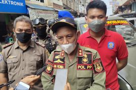 Pemkot Bandarlampung tertibkan PKL di Pasar Tengah agar lebih rapih