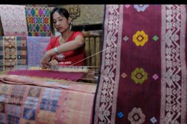 Kain tenun cagcag Jembrana tembus ekspor ke AS