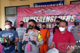 Gara-gara ingin kuasai motor dan uangnya, residivis bunuh pengojek Sukabumi
