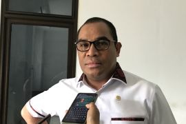 DPRD Ambon pastikan jalan rusak di Ambon segera terselesaikan