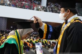Universitas Lambung Mangkurat lepas 1.250 lulusan pada wisuda ke-107