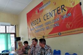 Bawaslu Kabupaten Belitung ajak masyarakat awasi tahapan Pemilu 2024
