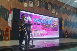 Menkes sebut vaksinasi penguat dapat cegah kematian pada lansia