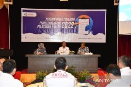 Bupati Gorut sebut peningkatan pelayanan publik dari kesadaran