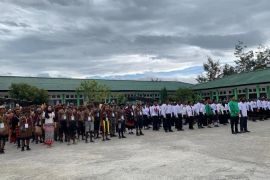 UNAIM Wamena berikan penguatan karakter bagi generasi muda