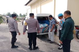 Polisi Gayo Lues gagalkan penyelundup getah pinus 1,8 ton