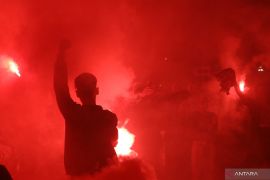 Pesta flare HUT Arema