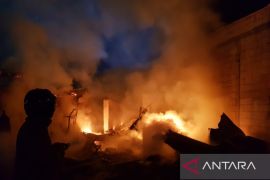 Satu korban tewas dalam kebakaran bengkel di Banten