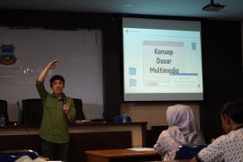 Penyuluh pertanian di Garut dilatih buat "podcast" untuk sebar informasi