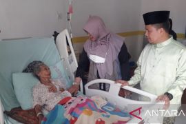 Satono perluas program berobat gratis di kelas tiga