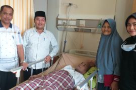Jamaah Haji asal Riau pasien RSBP Batam diterbangkan ke Pekanbaru