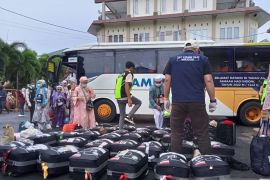 PPIH terima 169 jamaah haji kloter terakhir Debarkasi Makassar