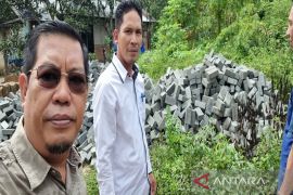 Kader Golkar tingkatkan kapasitas jalan Desa Gunung Sari