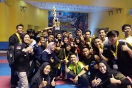 Bandarlampung juara umum Kejurprov Kick Boxing