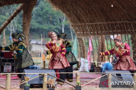 Festival Talago Kamba tampilkan tradisi budaya masyarakat Tabek Patah