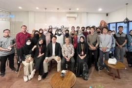 Dosen Unida Bogor ajak kaum milenial berperan di era transisi energi ke EBT