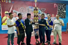 Kota Banjarmasin juara umum Kejurprov gulat di Balangan