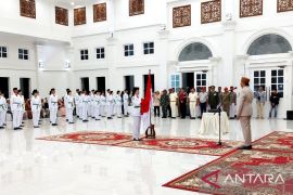 Wako Erman Safar kukuhkan 54 Paskibraka Bukittinggi