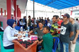 Capaian vaksin tahap tiga di Agam baru 7,12 persen, tahap empat dimulai untuk tenaga kesehatan