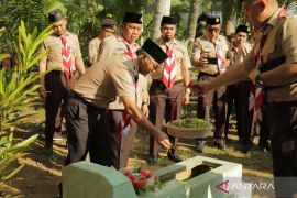 Ziarah makam tokoh isi peringatan Hari Pramuka di HSS